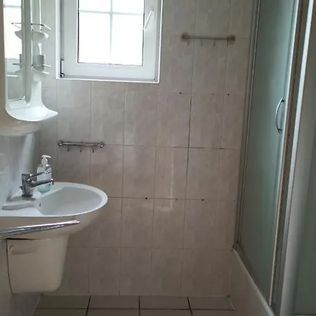 Dom Letniskowy Nad Jeziorem Lodz Wioslowa I Kajak Gizycko *