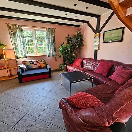 Dom Letniskowy Nad Jeziorem Lodz Wioslowa I Kajak Gizycko Casa vacanze Wilkasy (Gizycko)