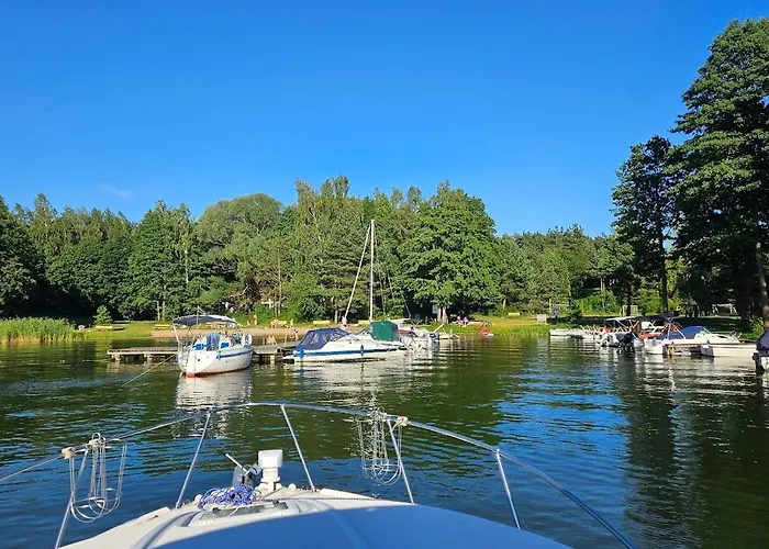 Dom Letniskowy Nad Jeziorem Lodz Wioslowa I Kajak Gizycko Storczykowa 26 Дом отдыха Вилкасы
